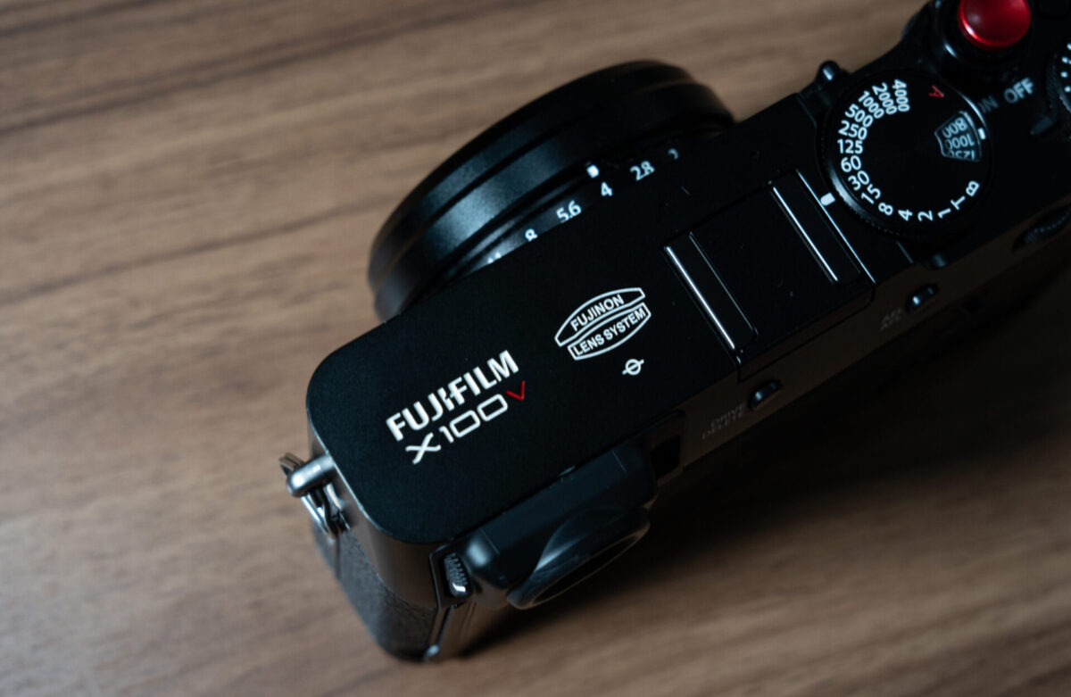 Fujifilm X100V 本体 (シャッター回数少700回) 付属品あり 楽天市場】【中古】【美品】 富士フイルム X100V ブラック